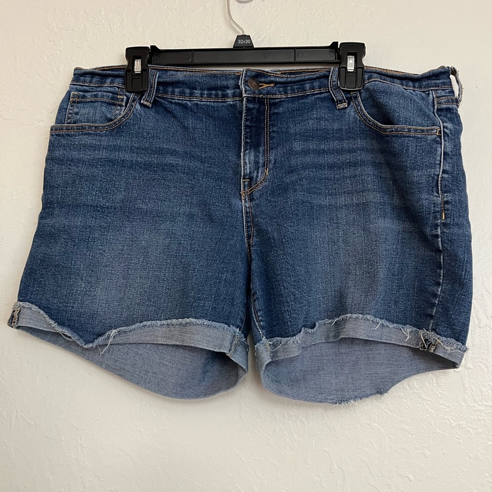 Old Navy Sweetheart Cuffed Denim Shorts 14 regular